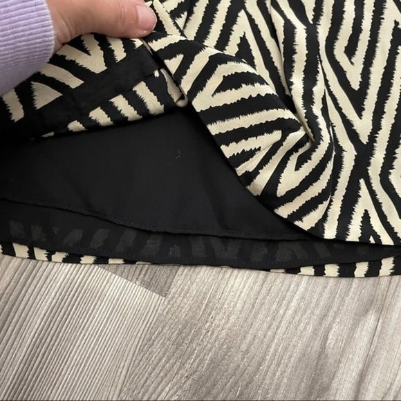 Anne Taylor Diamond‎ Print Silk Fit & Flare Skirt - Picture 5 of 8